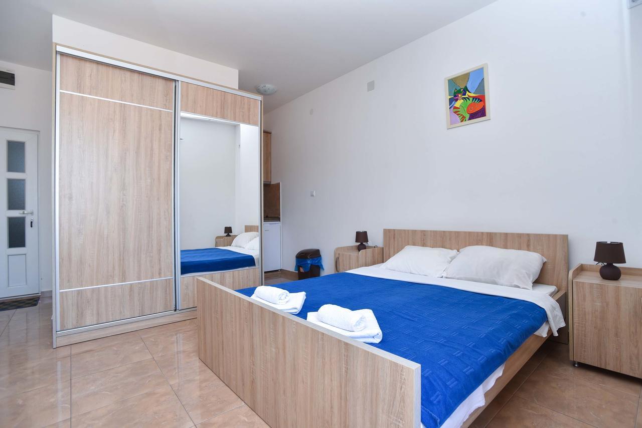 Apartments Jelusic Будва Экстерьер фото